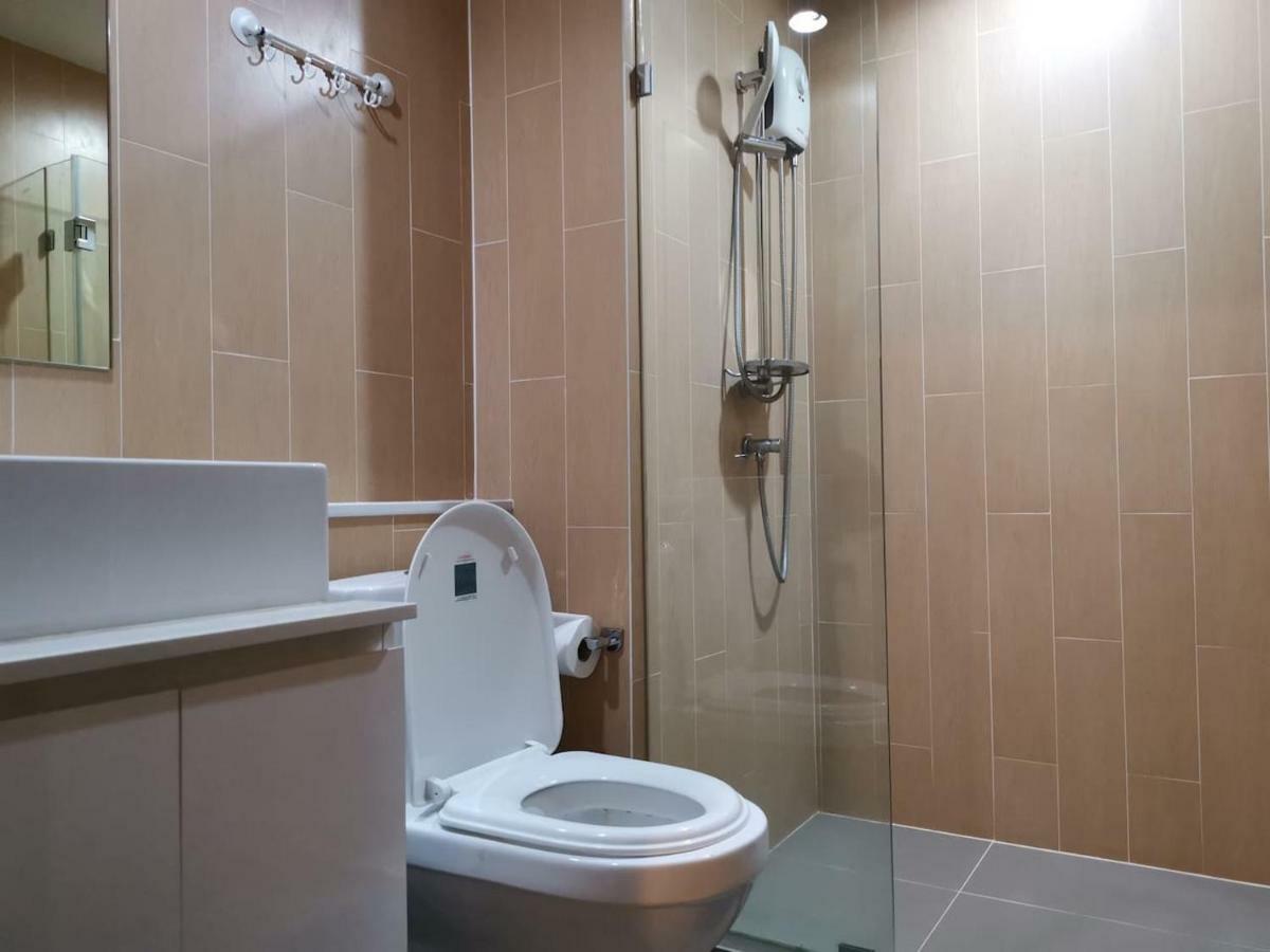 4 Floor - Centrio Condominium In Phuket Town Eksteriør bilde